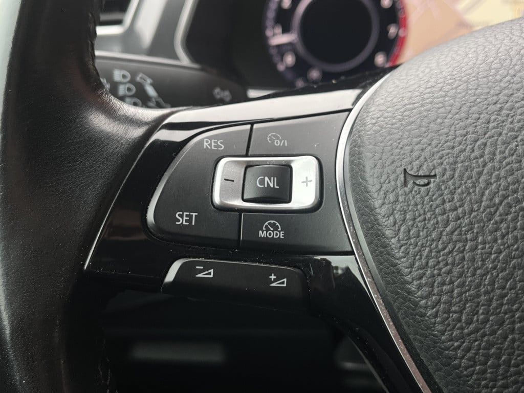 Volkswagen Tiguan 1.4 tsi act r-line | trekhaak | 19'' | virtual cockpit