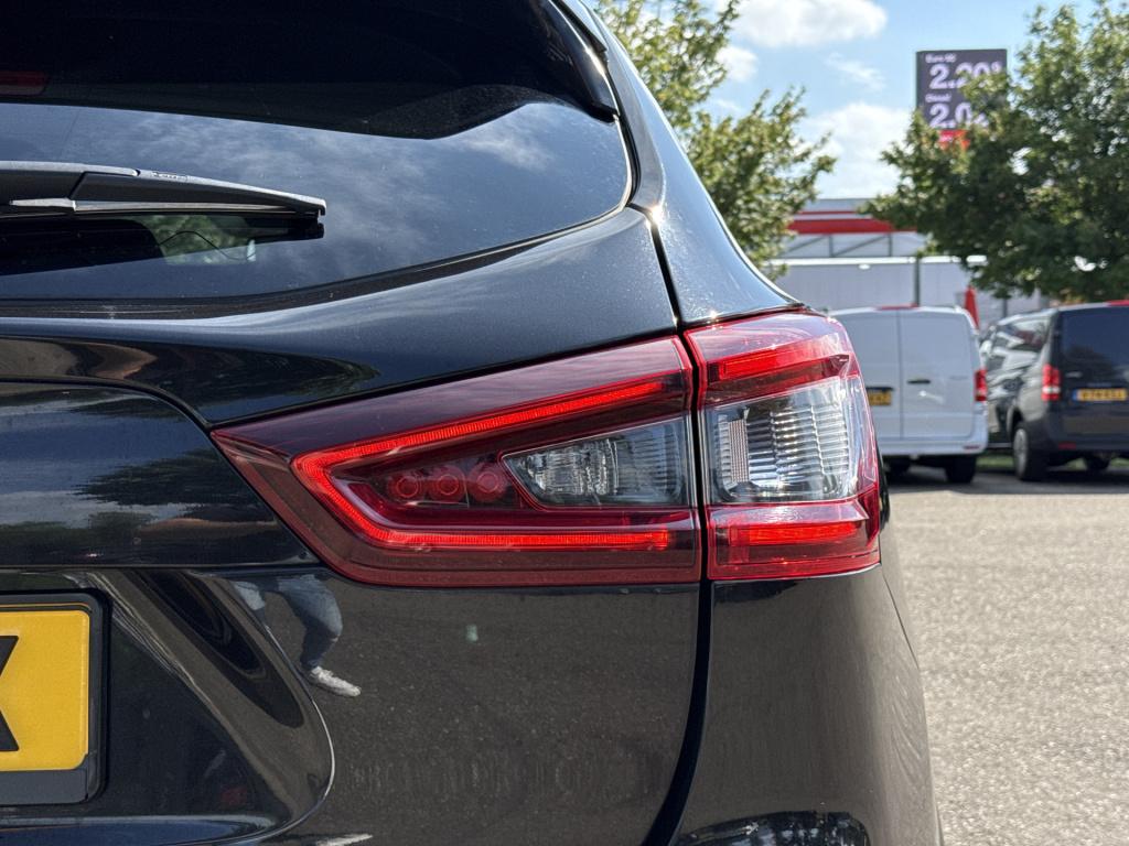 Nissan Qashqai 1.3 dig-t tekna | panorama | leder | 360 camera | stoelverw.