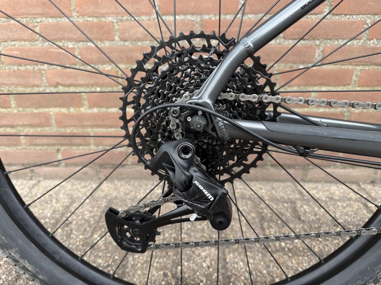 Trek X-Caliber8 ML Lithium grey/trek black 2021