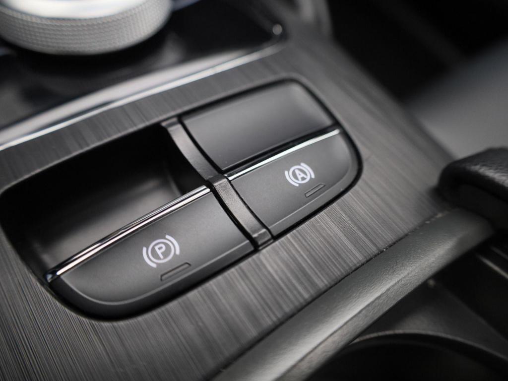 MG Zs Ev mg luxury 45 kwh | automaat | panoramadak | leder | navigatie | ai