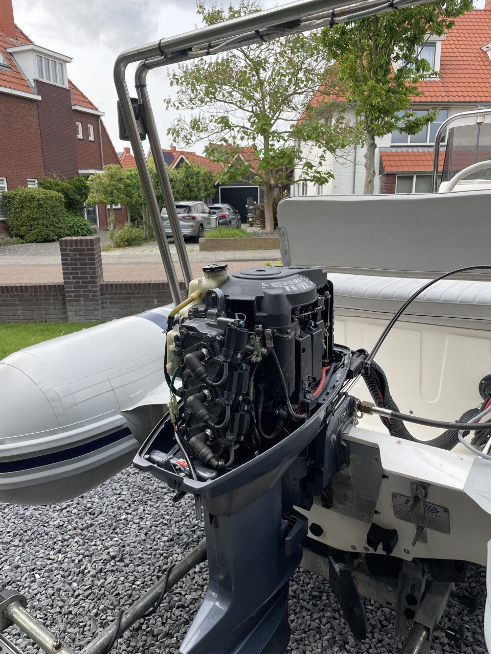 AB 390VS met Yamaha 30PK
