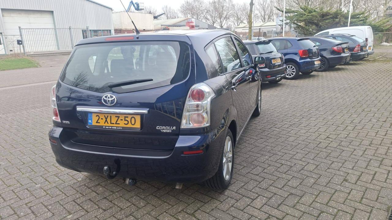 Toyota COROLLA VERSO 1.8 VVT-I Dynamic 7pers bj:2009 airco-navigatie