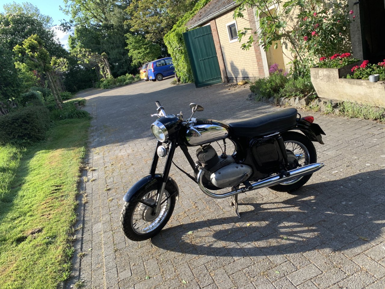 3   oude motoren
