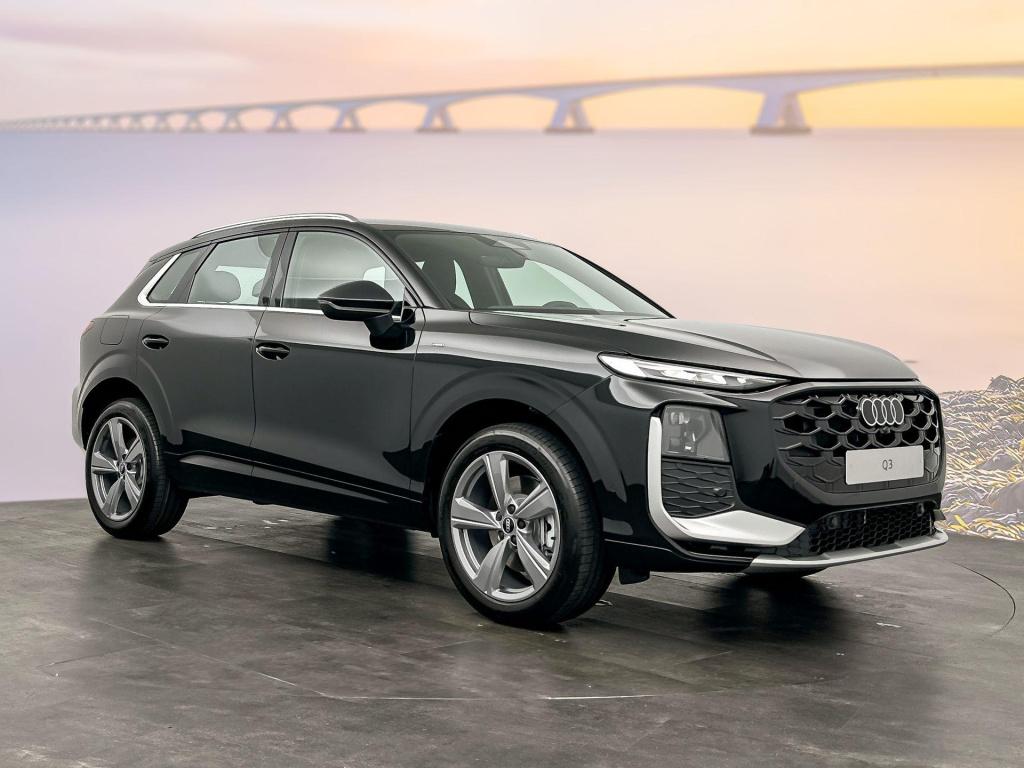 Audi Q3 s edition e-hybrid 272 pk suv l trekhaak