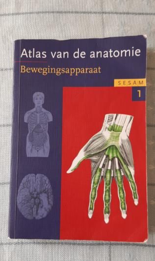 Sesam atlas van de anatomie, deel 1: bewegingsapparaat