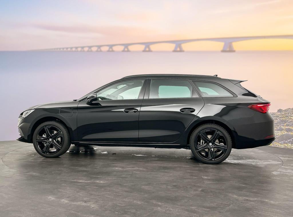 Seat Leon sportstourer fr business 1.5 tsi ehybrid 150 kw / 204 pk statio