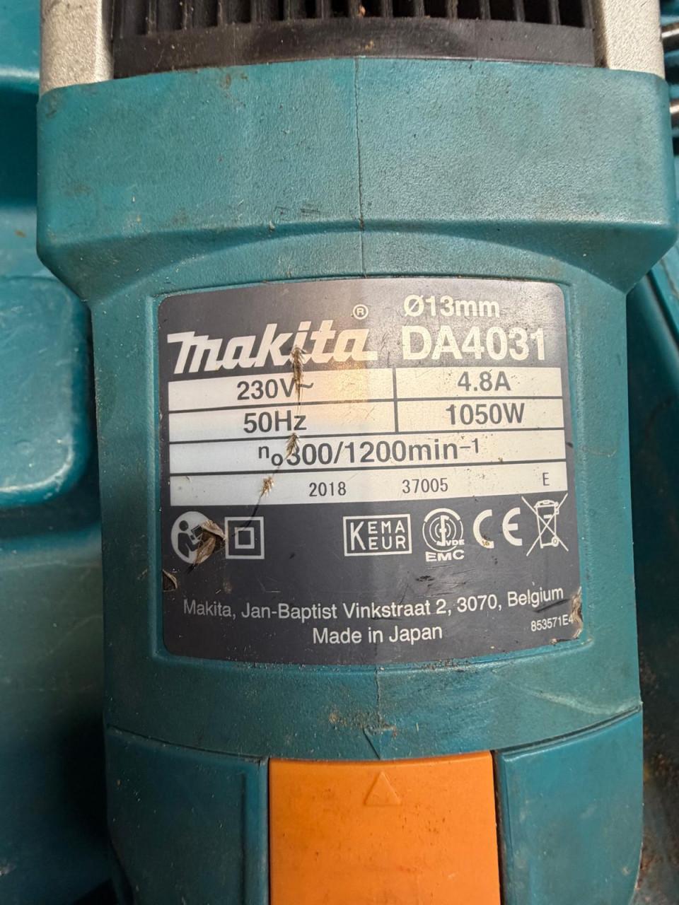 Sterke Makita haakse boormachine 230V