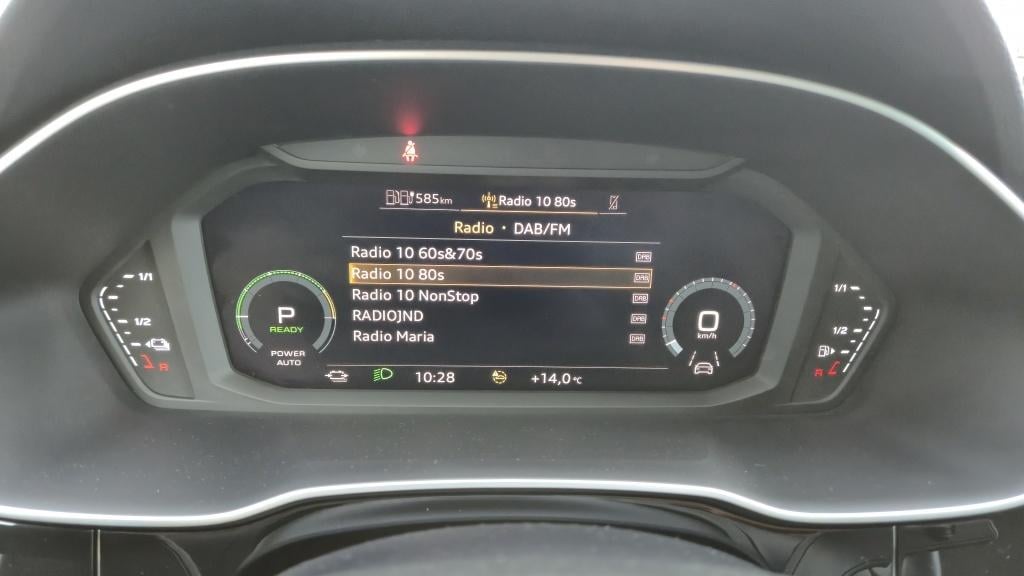 Audi Q3 45 tfsi e edition