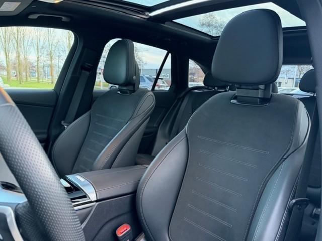 Mercedes-Benz Glc 300e 4matic amg line l airmatic l panoramadak l meesturen