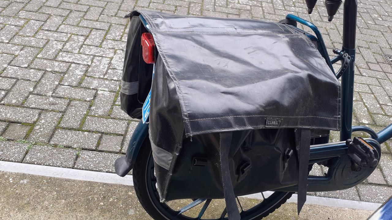 2 x Moederfiets GAZELLE 28i & CURTIS + Tassen.?