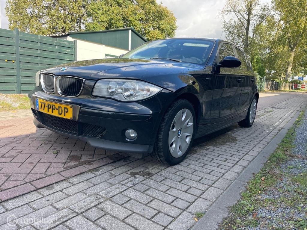 BMW 1 Serie 116i high executive