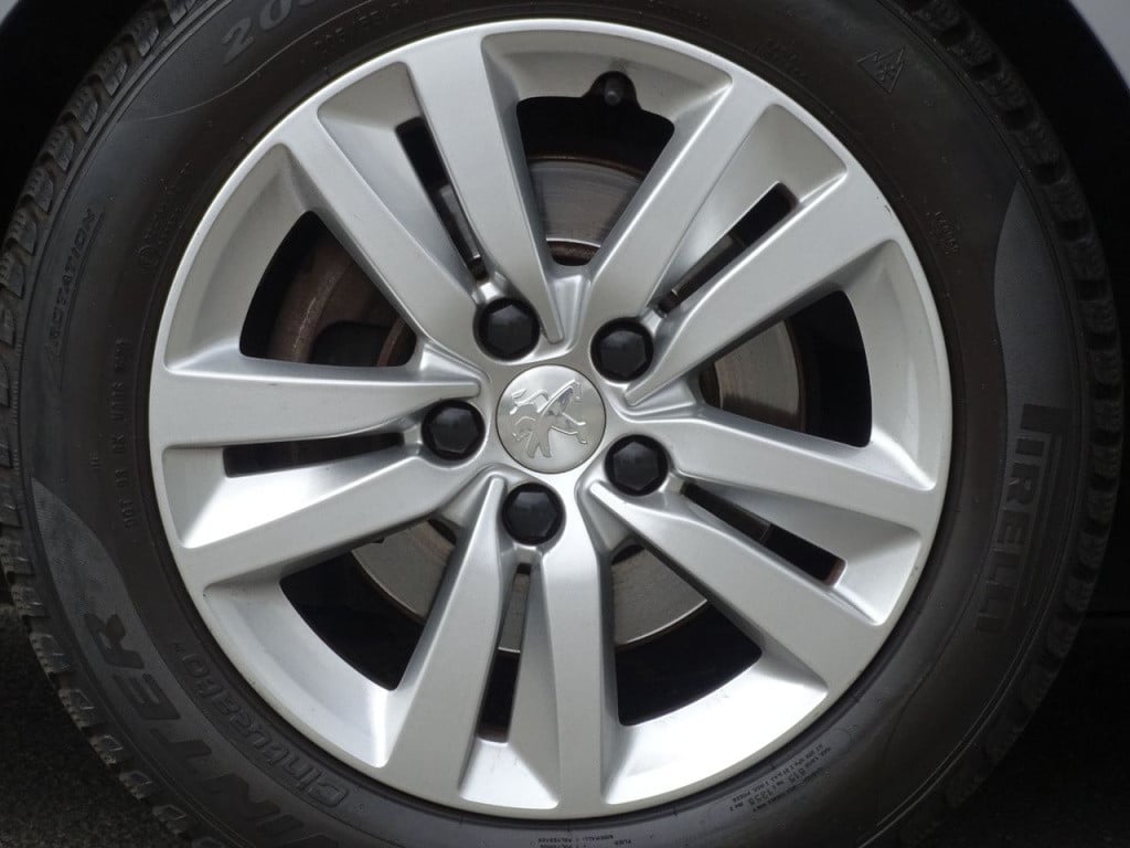 Peugeot 308 sw 1.5 bluehdi blue lease navi | bluetooth | apple carplay | an