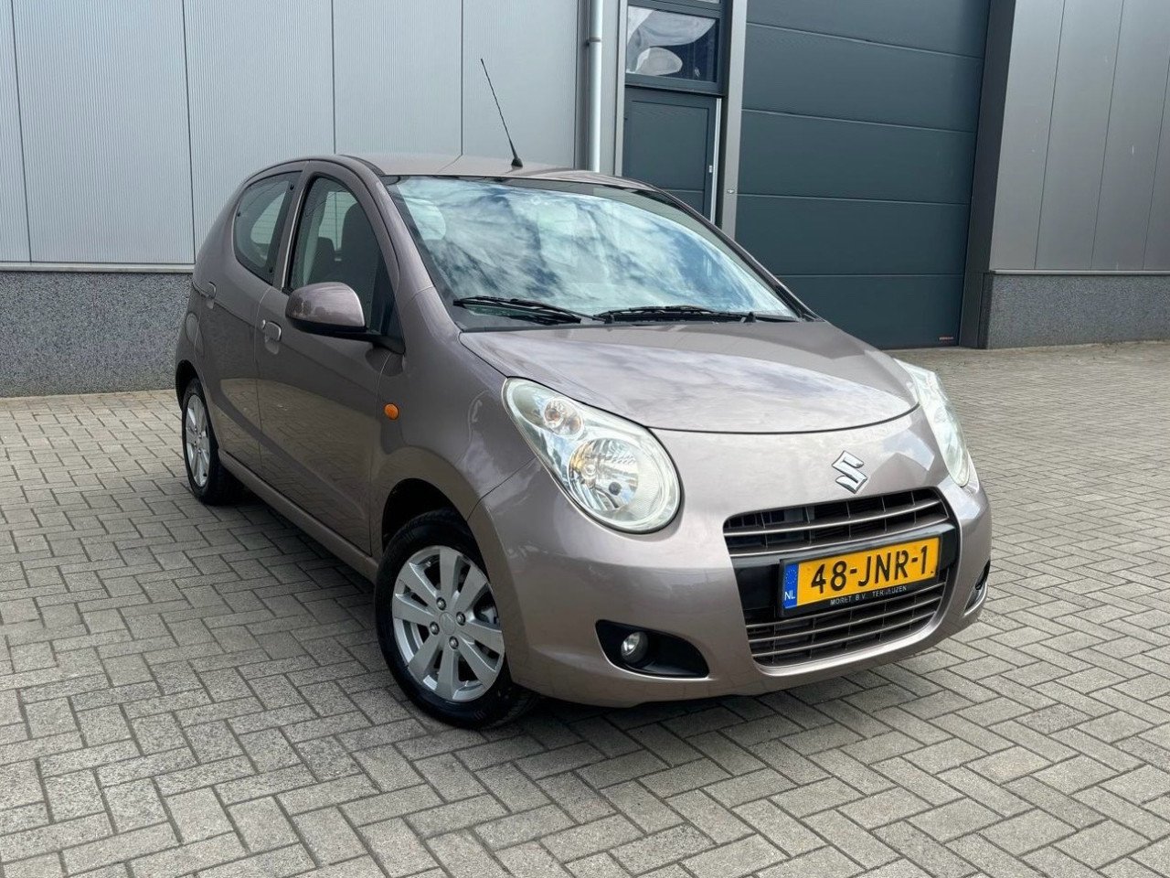Suzuki Alto 1.0Exclusive 106.510km Vol Jaar Apk