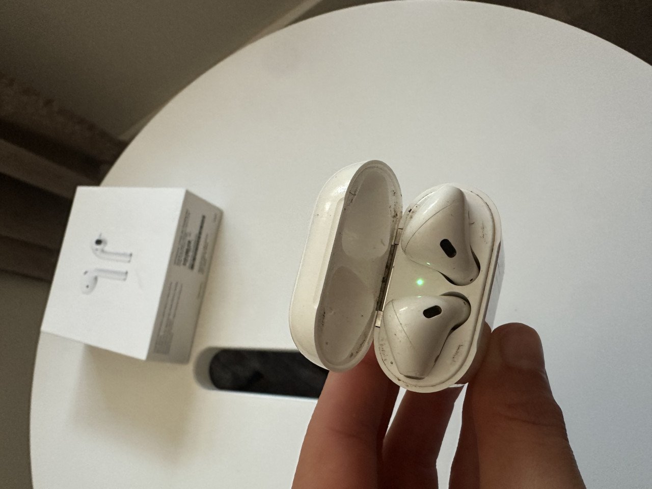 Apple airpods 2 + oplaadcase