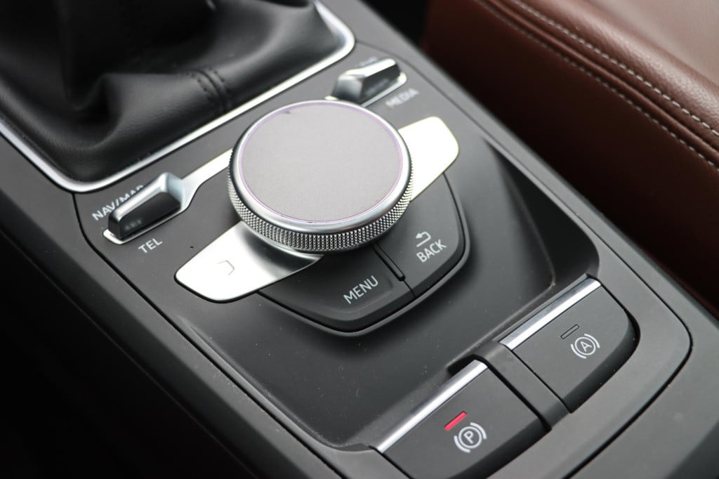 Audi Q2 30 tfsi design pro line plus