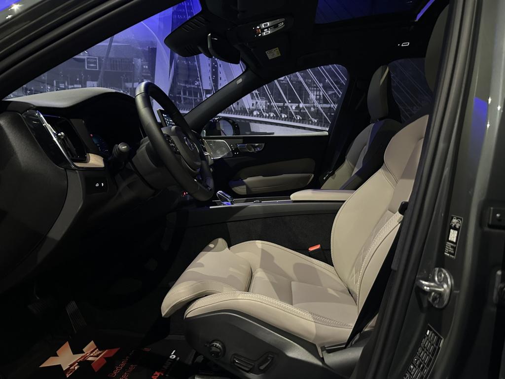 Volvo XC60 2.0 t8 plug-in hybrid awd plus black edition *nieuw model*