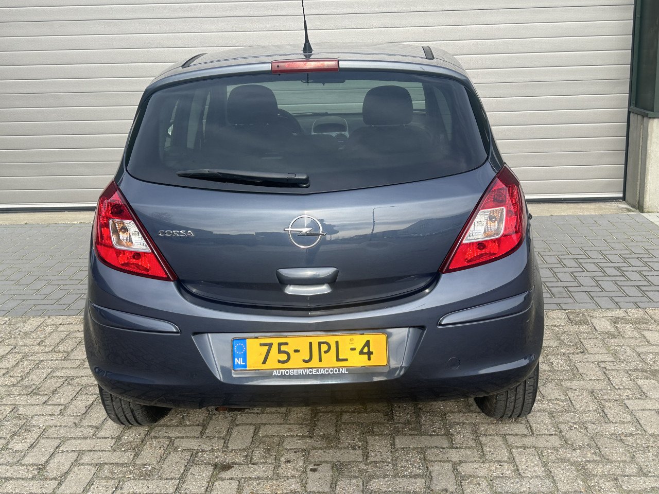 Opel Corsa 1.4.    BJ 2009.