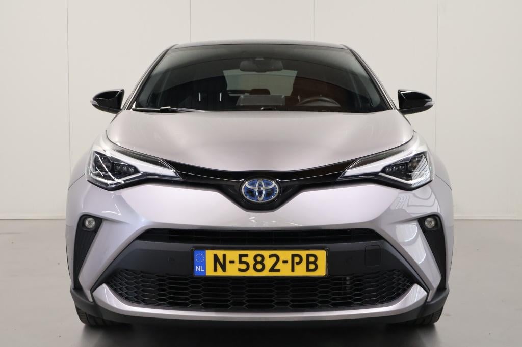 Toyota C-hr 2.0 hybrid bi-tone