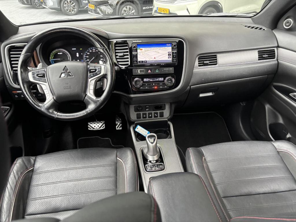 Mitsubishi Outlander 2.0 phev s-edition afneembare trekhaak!