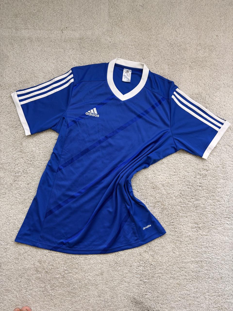 Adidas voetbal shirt maat L
