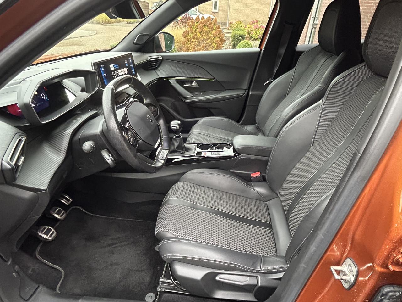 Peugeot 2008 1.2 PureTech GT-Line 130pk met trekhaak