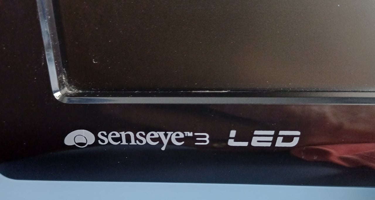 Beeldscherm, toetsenbord en muis