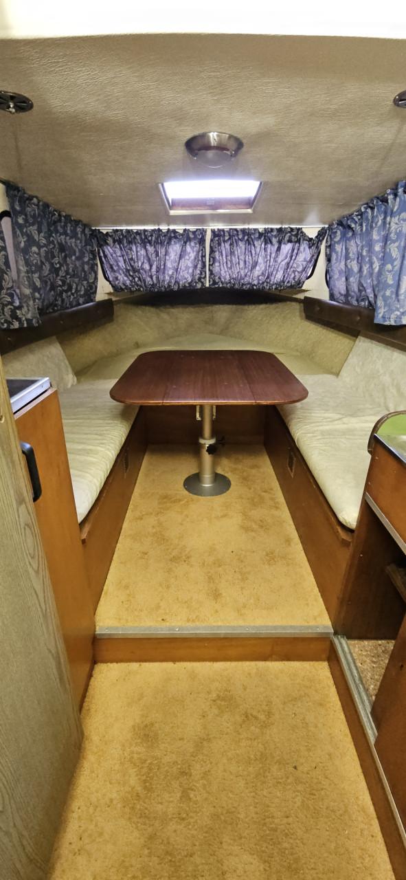 Ruime Mistral 680 polyester weekendkruiser met 40PK Yamaha