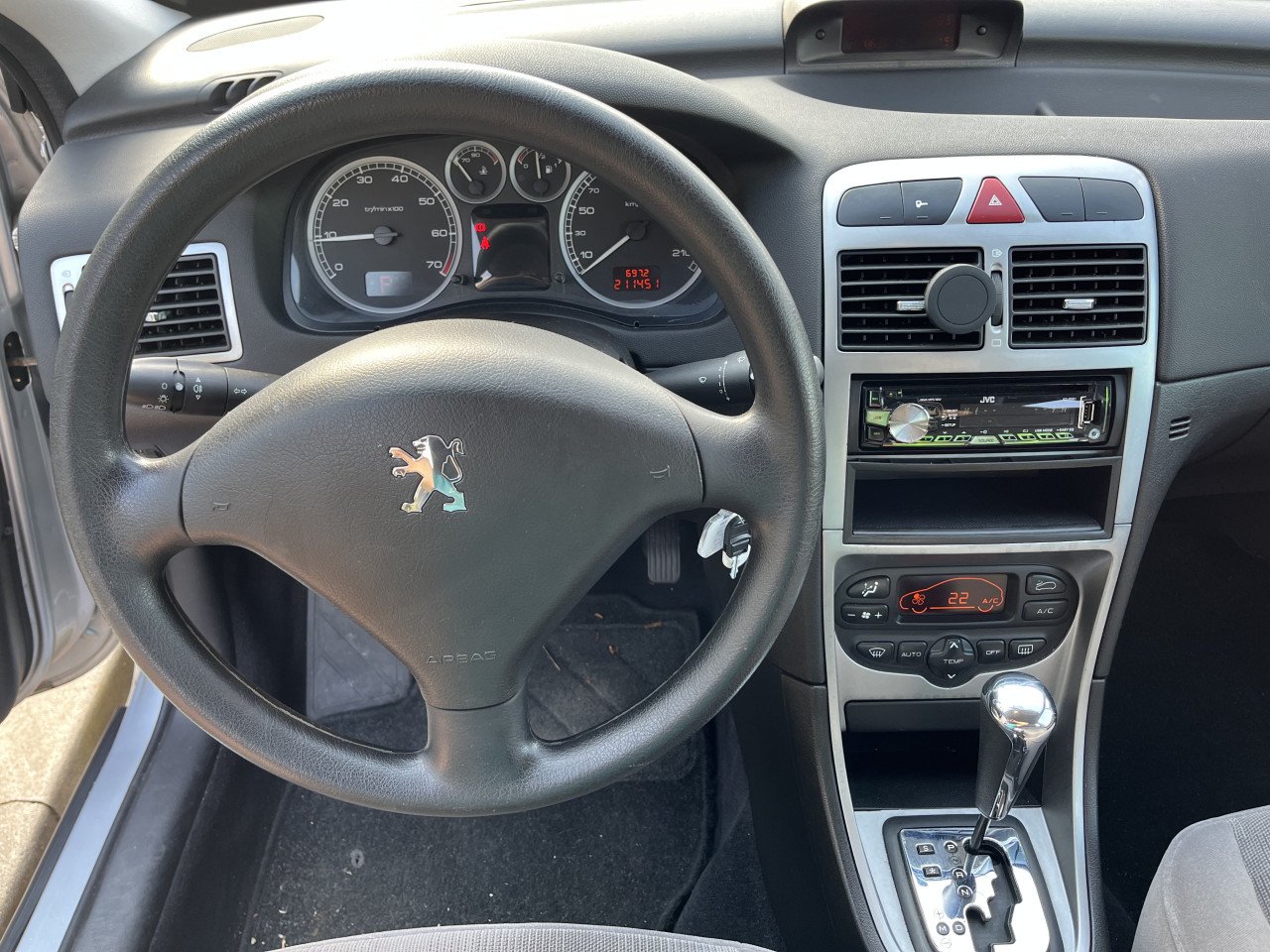 Peugeot 307 - 1.6-16V XT