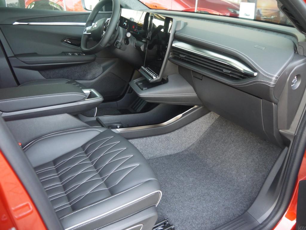 Mitsubishi Eclipse Cross instyle 87 kwh 22kw rijklaar|8 jaar garantie