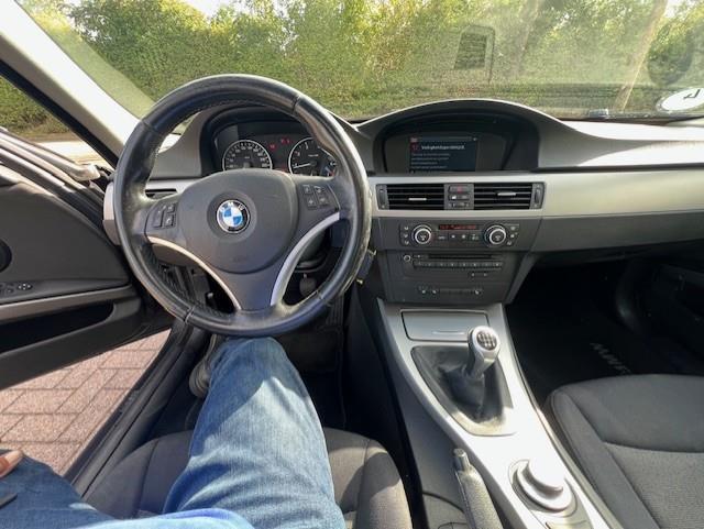 BMW 3-serie 318i