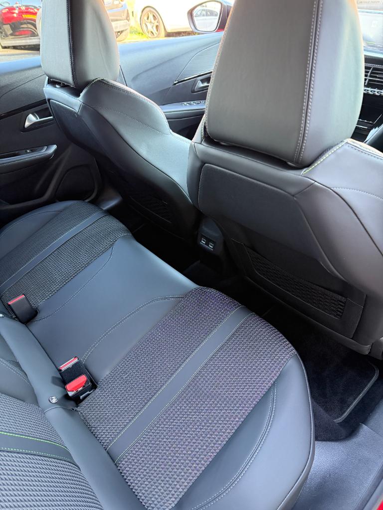 Peugeot 208 gt-line - 1.2 - automaat