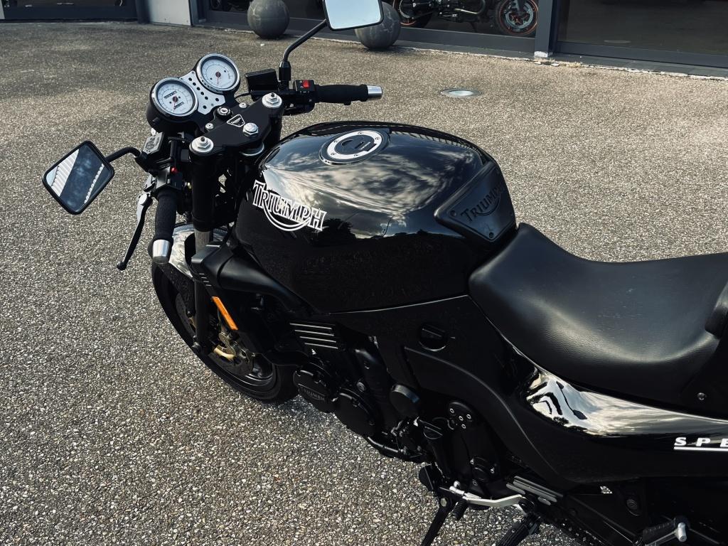Triumph Speed Triple t300