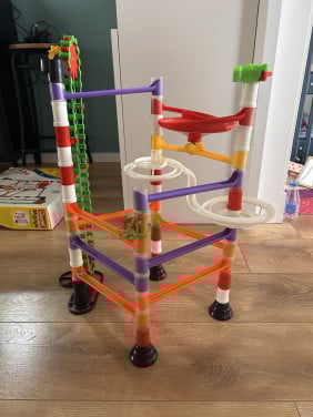 Knikkerbaan Migoga marble run elevator