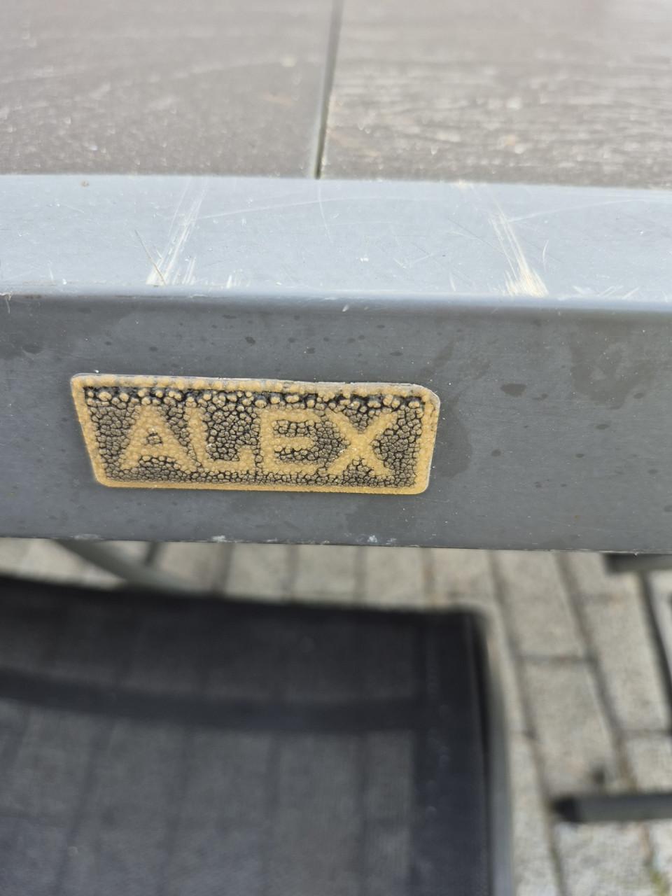 Tuintafel met stenen blad