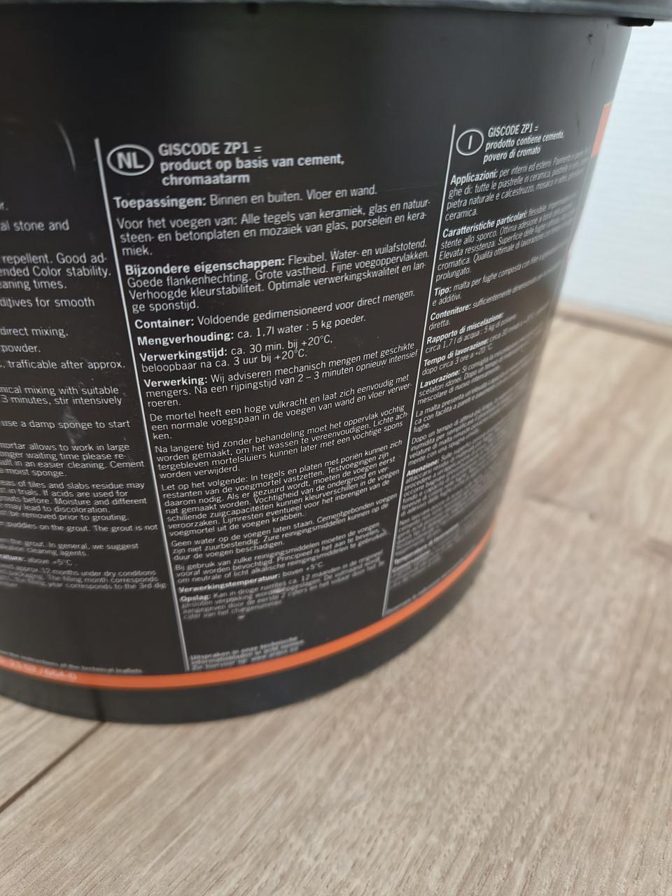 Ardex G10 zandgrijs. Premium flex voegmortel grijs poeder.