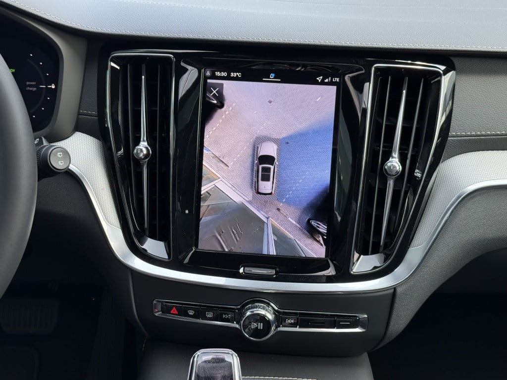 Volvo V60 t6 awd gt ultra dark