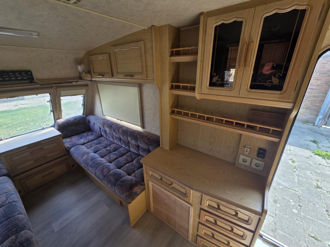 Swift challenger 470 met voortent