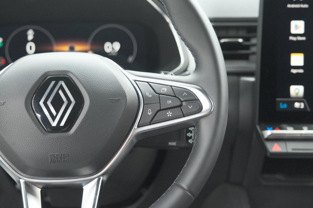 Renault Captur mild hybrid 160 edc techno | camera | navigatie | apple carp
