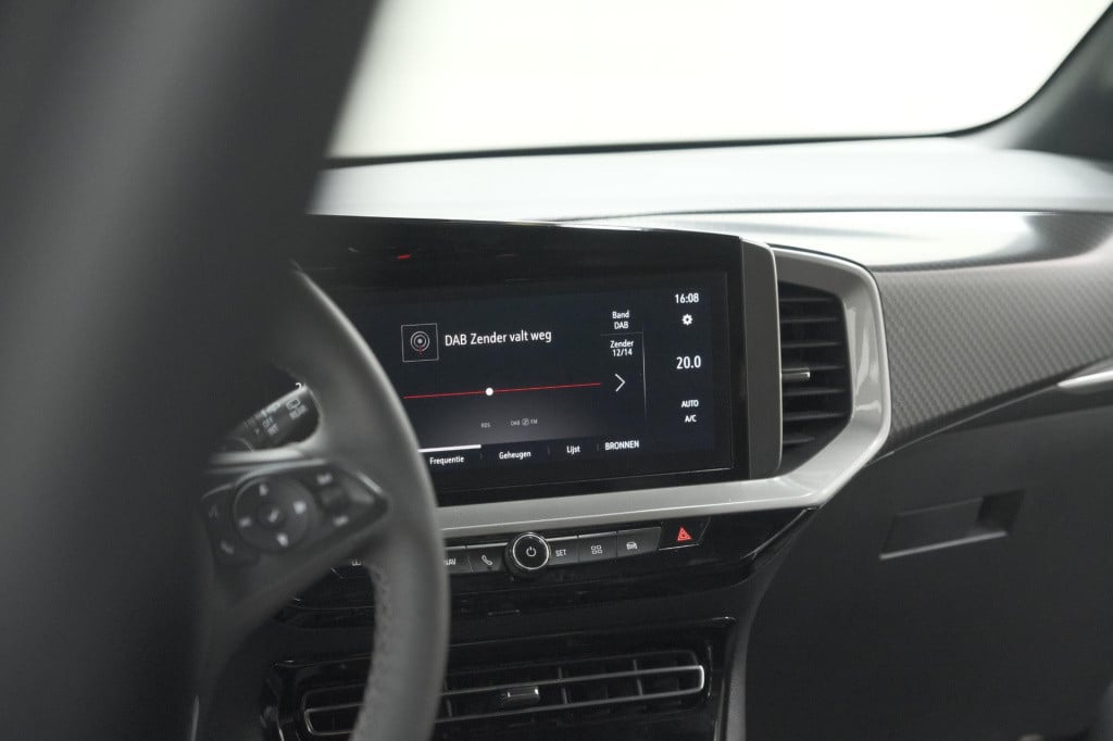 Opel Mokka turbo 131 at8 ultimate | adaptieve cruise control | stoelmassage