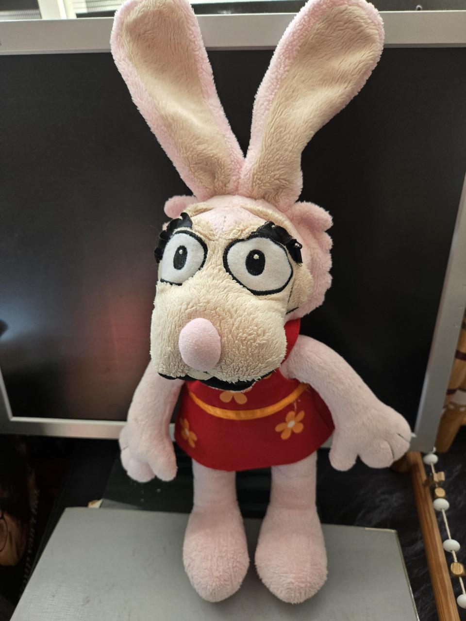 Kiki Knuffel 34 cm en fotolijstje voor fot 12x8 cm met knuffel 20 cm eraan