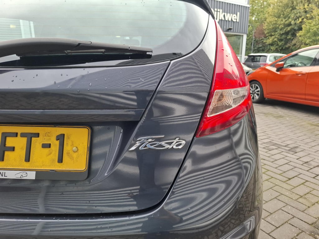 Ford Fiesta 1.25 champion airco 5-drs 1e eigenaar!
