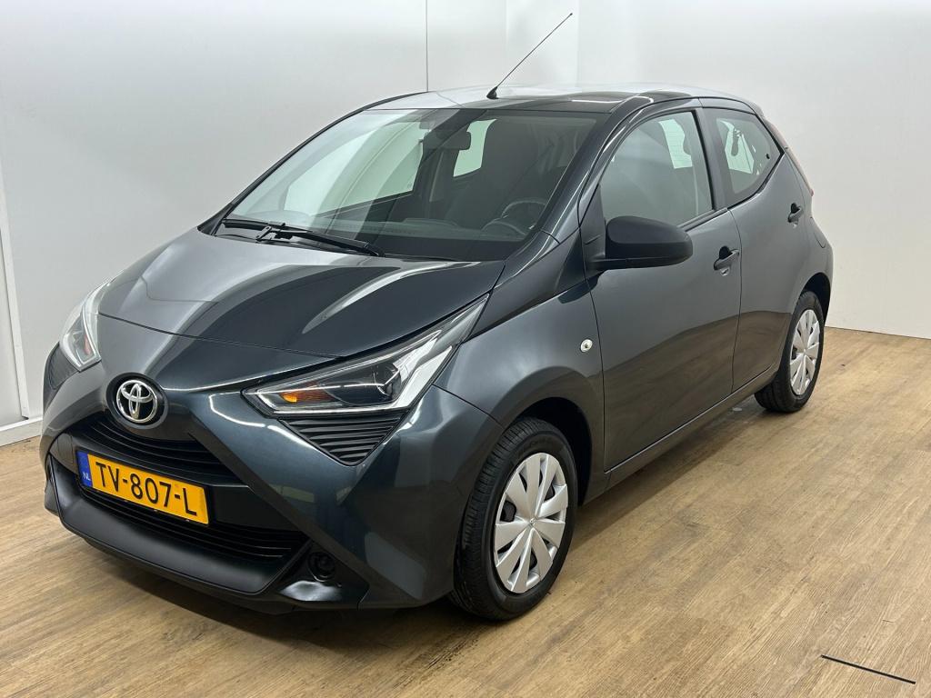 Toyota Aygo occasion 1.0 vvt-i x-fun | grijs | tweedehands toyota aygo | ai