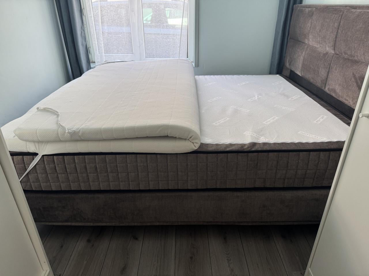 Luxe Boxspring Bruin Velvet (160x200) – Slechts 3x gebruikt! (+ Bon)