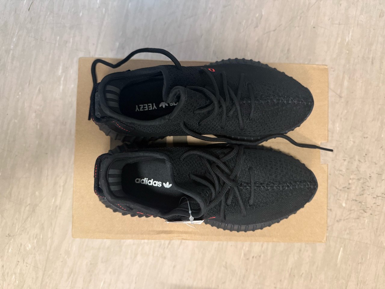 Adidas yeezy boost 350 v2 bred maat 39 1/3