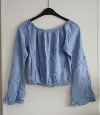 Licht blauwe top maat one size