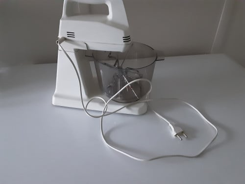 Mixer met kom en standaard