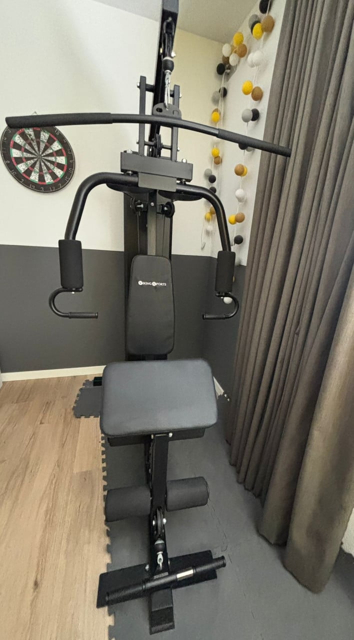 Krachtstation home gym met 70kg aangewicht