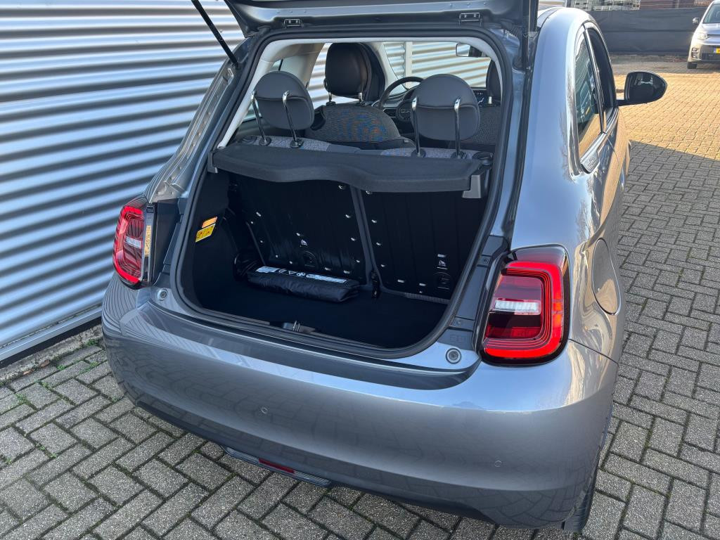 Fiat 500e la prima 42 kwh