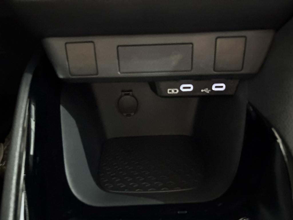 Toyota Yaris 1.5 hyb. 115 first edition | demo |