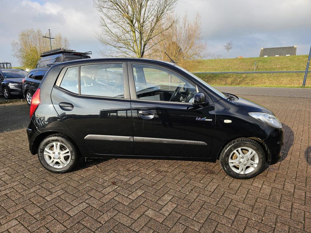 Hyundai I 10 1.0 pro lage kilometerstand! van 1e eigenaar.